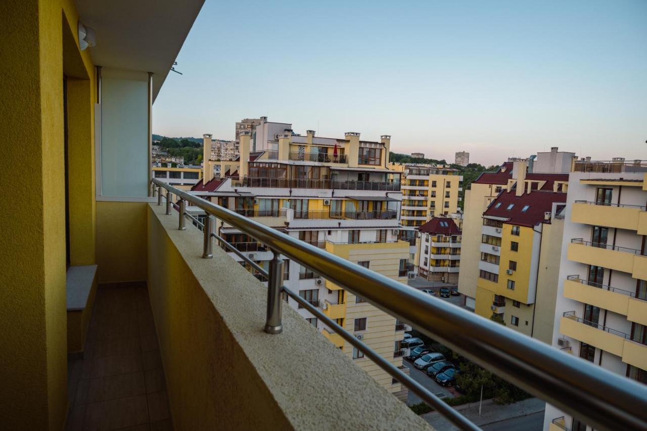 Emerald Suite With Private Parking Varna Extérieur photo