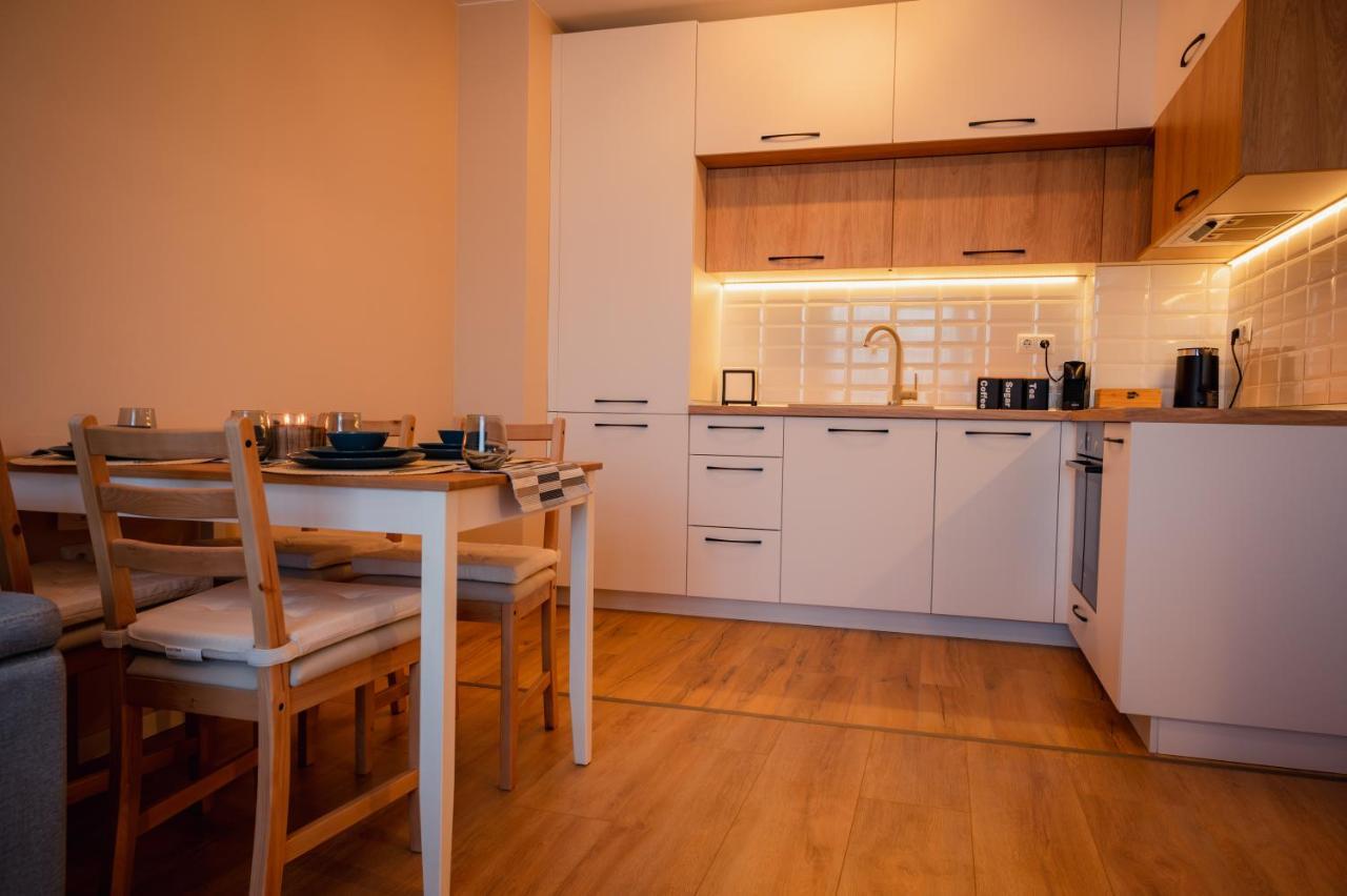 Emerald Suite With Private Parking Varna Extérieur photo