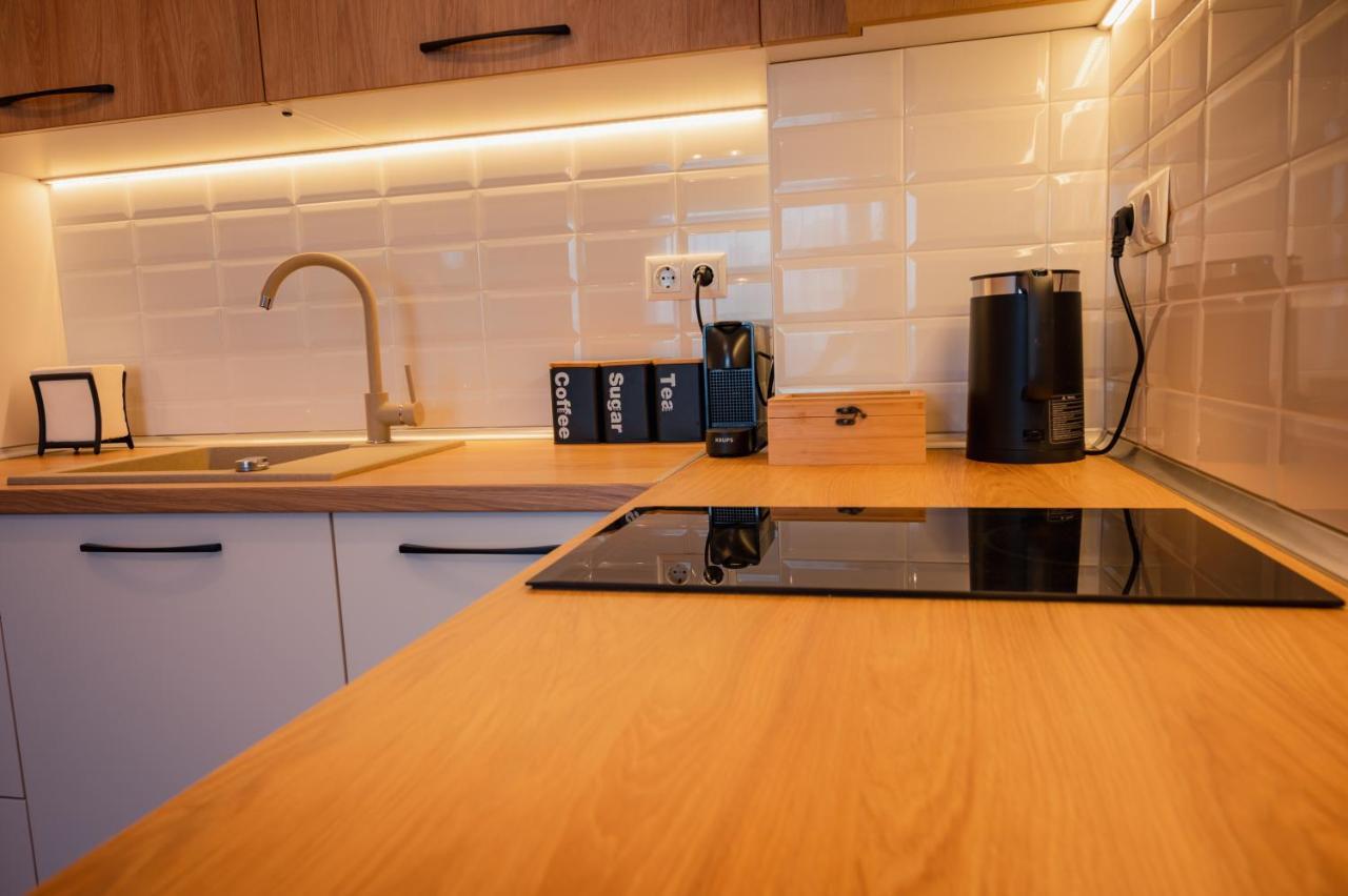 Emerald Suite With Private Parking Varna Extérieur photo