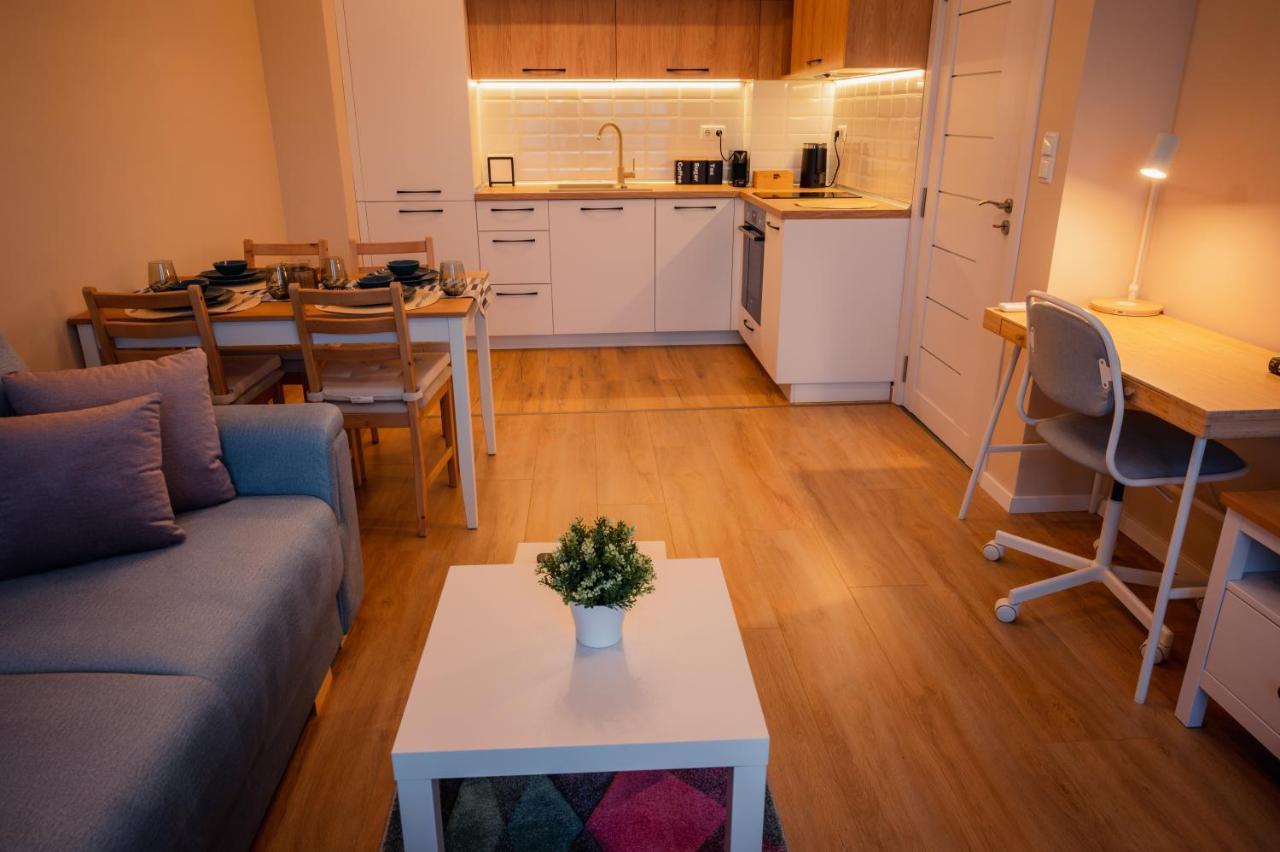 Emerald Suite With Private Parking Varna Extérieur photo