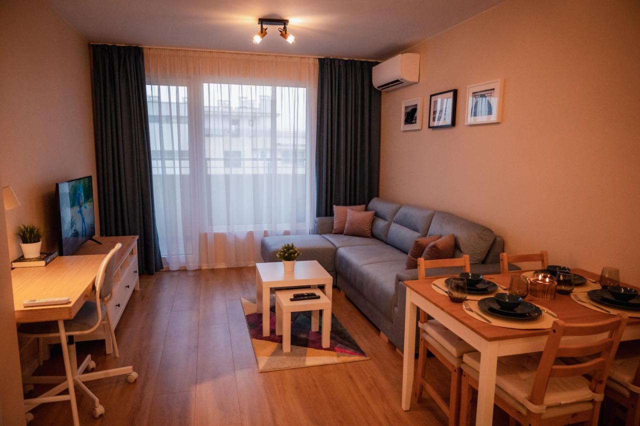 Emerald Suite With Private Parking Varna Extérieur photo